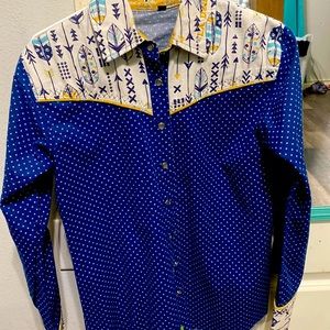 Size small rodeo shirt